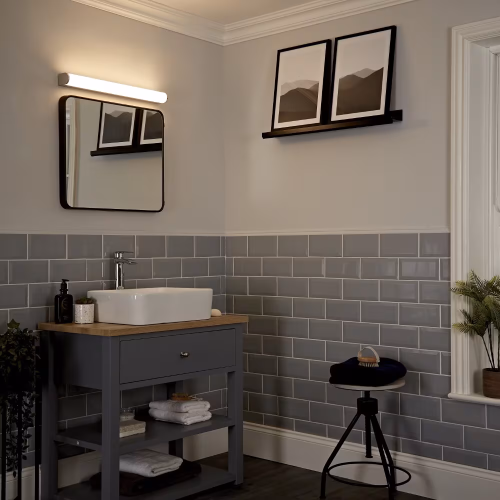 Must-Have Luminaria Murale LED Curva per Stanza da Bagno - Varese