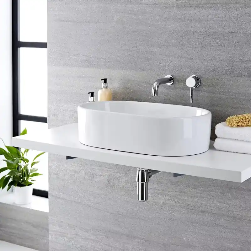 Lavabo Bagno da Appoggio in Ceramica Ovale 575x360mm con Rubinetto Miscelatore Murale - Otterton Esclusivo