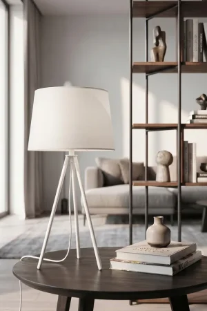 Vendita Finale Lampada da Tavolo a treppiede con paralume in tessuto Disponibile in 3 varianti E27
