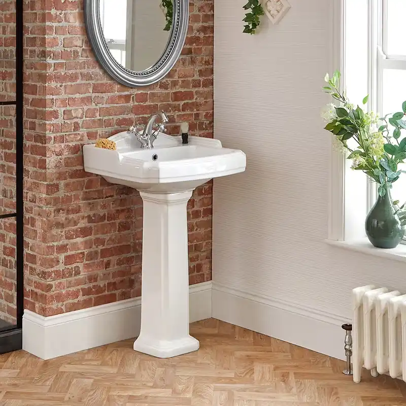 Lavabo Monoforo su Colonna Tradizionale Realizzato in Ceramica Bianca - Regent Spedizione Espresso
