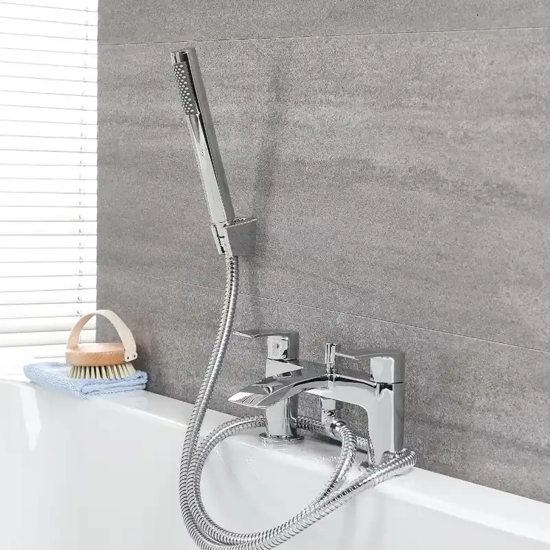 Rubinetto Miscelatore per Vasca da Bagno e Doccia Montato a Bordo Vasca - Cromato - Razor Occasione