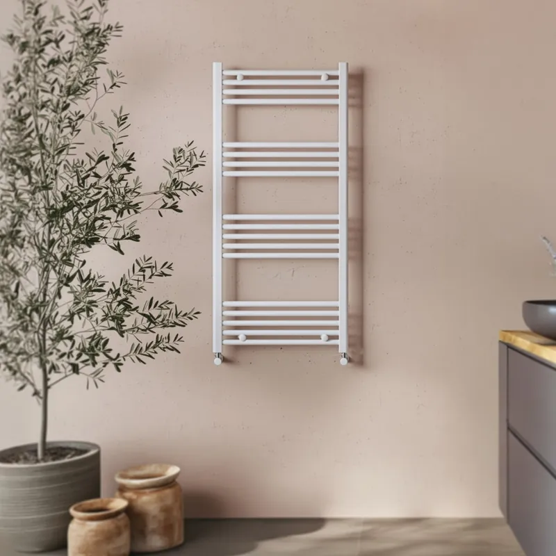 Termoarredo Scaldasalviette Bagno ad Acqua 1200x600 Bianco - Interasse 550 mm SARA Soddisfatti O Rimborsati