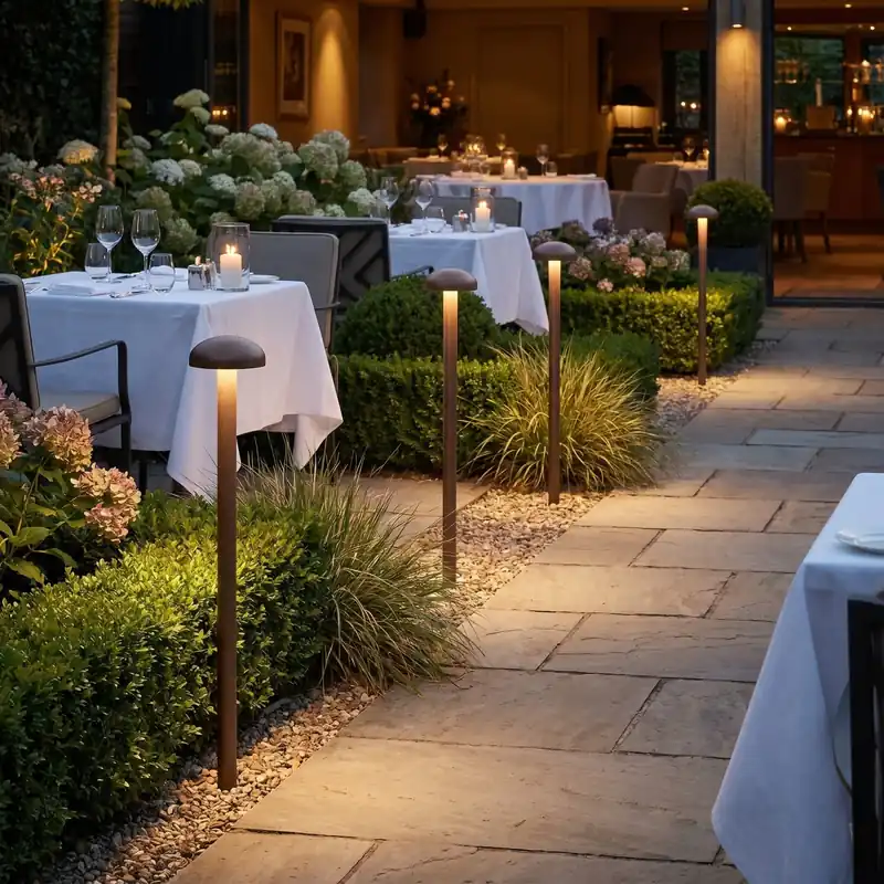 Pagamento Sicuro Set 4 Paletti LED da giardino Disponibile in Bronzo o Antracite 3W IP65