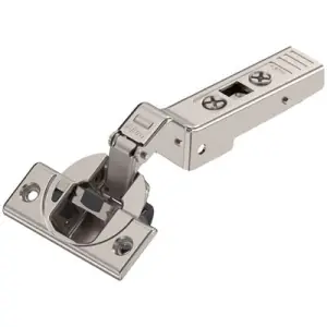 Clip top blumotion cerniera BLUM modello 79B9 ad angolo 30? II, a battuta, fondello da avvitare, nichelato Must-Have