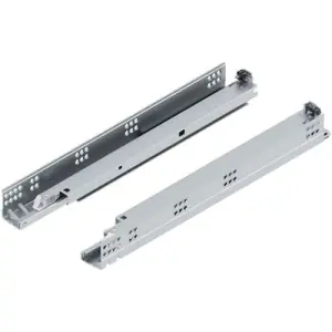 Saldi Guida BLUM modello 560H tandem plus estrazione totale tip-on, 30 kg, LN 450 mm, per adattatore, sinistra/destra, zincato