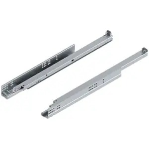 Guida BLUM modello 560H tandem plus blumotion estrazione totale, 30 kg, LN 600 mm, per adattatore, sinistra/destra, zincato Compra Oggi Stesso
