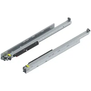 Guida BLUM modello 766H movento T blumotion estrazione totale tip-on, 60 kg, LN 700 mm, per adattatore, sinistra/destra, zincato Offerta