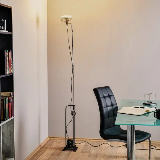 Subito Disponibile FLOS Toio Lampada da terra in edizione limitata, nero, metallo, 195 cm