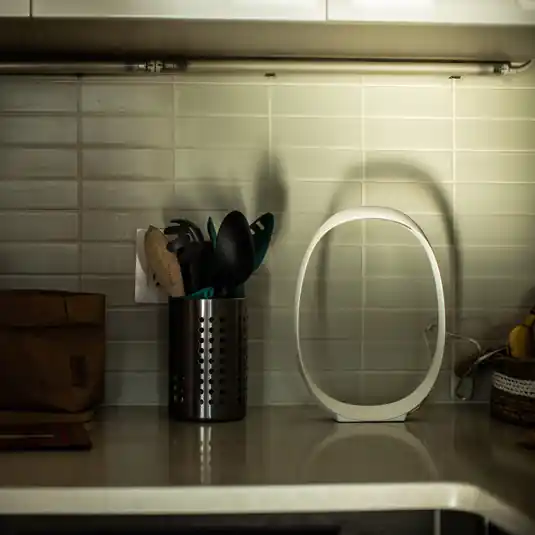 Foscarini Anisha piccola LED da tavolo, 32cm Prezzo Di Fabbrica