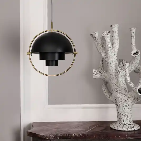 Gubi lampada a sospensione Lite, Ø 36 cm, ottone/nero Ultima Occasione