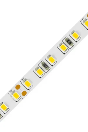Esclusivo EVN STR2024 Striscia LED IP20 5m 48W 2.700K