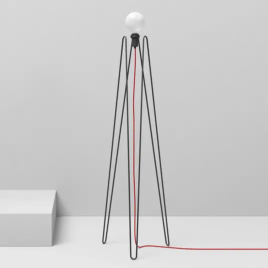 Popolare GRUPA Modello M2 Piantana LED nero, cavo rosso