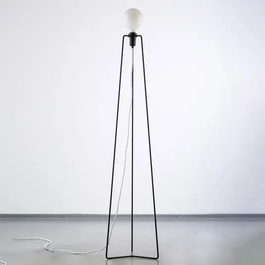 Nuovo Arrivo GRUPA Model M3 piantana LED nero, cavo bianco