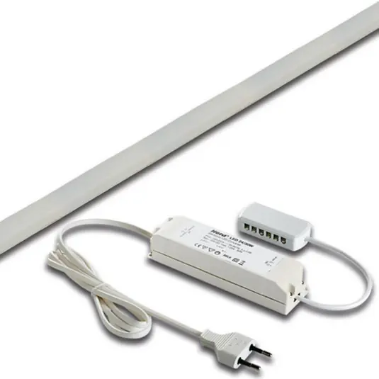 Striscia LED Basic-Tape F, IP54, 2.700K, lunghezza 260cm Promozione