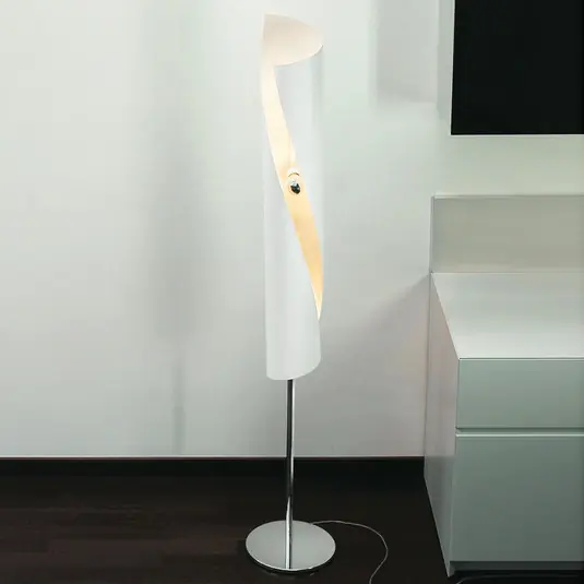 Knikerboker Hué - Lampada da terra di design in bianco Solo Oggi