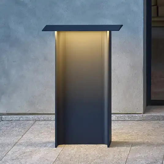 Compra Adesso Luceplan Fienile lampione LED 72 cm grigio scuro