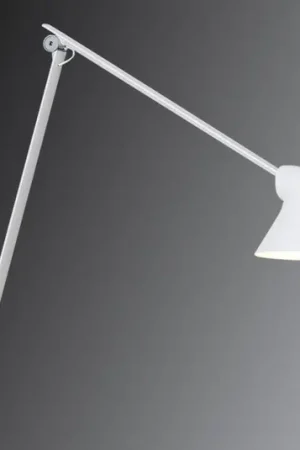 Louis Poulsen NJP applique LED lungo, bianco Prezzo Basso