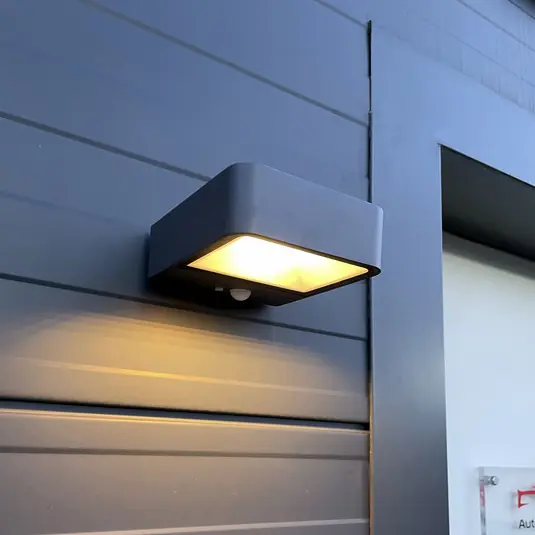 Consegna Rapida MEGATRON Wandia Lampada da parete a LED solare, sensore