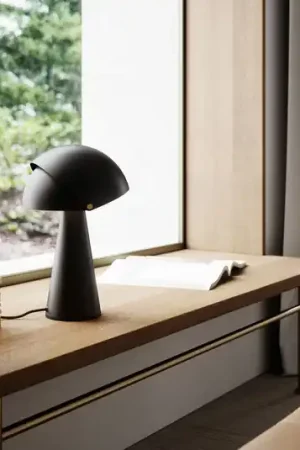 Lampada da tavolo Align, inclinabile, nero Prezzo Ridotto