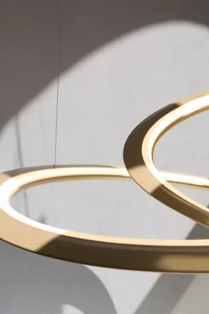 Lampada a sospensione Kepler 2.700K Up Ø84cm oro Sconto