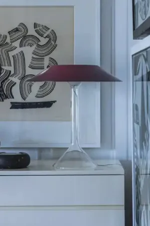 Affare Lampada da tavolo LED Foscarini Chapeaux M, rosso scuro
