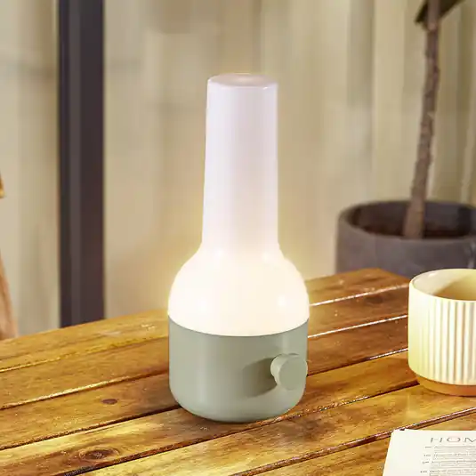 Sconto Lindby LED lampada da tavolo ricaricabile per esterni Isaline, verde,