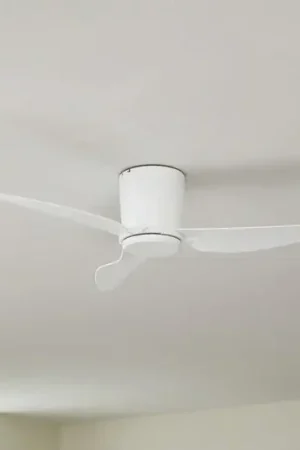 Ventilatore da soffitto Lindby Aulo, bianco, DC, silenzioso, Ø 123 cm Compra Oggi Stesso