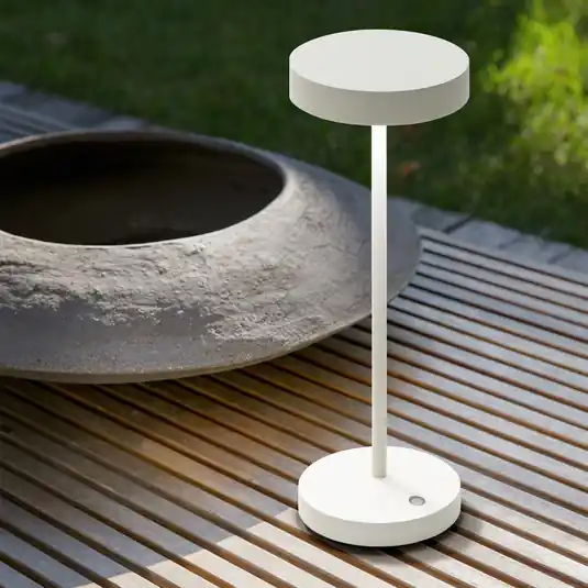 Ideal Lux Lampada da tavolo ricaricabile a LED per esterni bianco Toffee, Solo Oggi