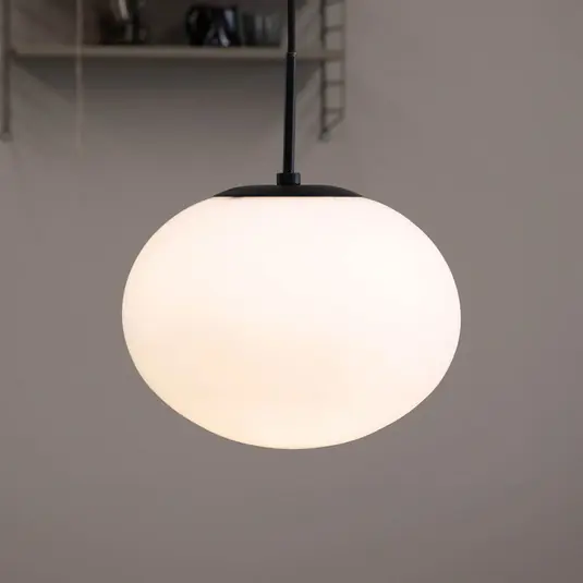 Compra Online Lampada a sospensione Dyberg Larsen Princess, opale/nero, Ø 28 cm