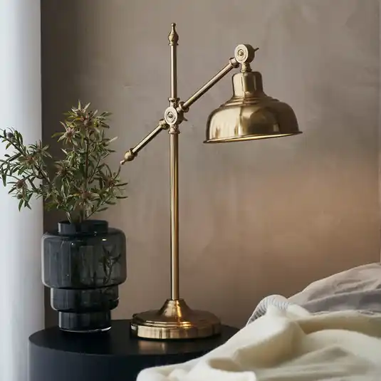 Lampada da tavolo Grimstad, colore ottone antico, ferro, altezza 56cm Offerta Del Giorno