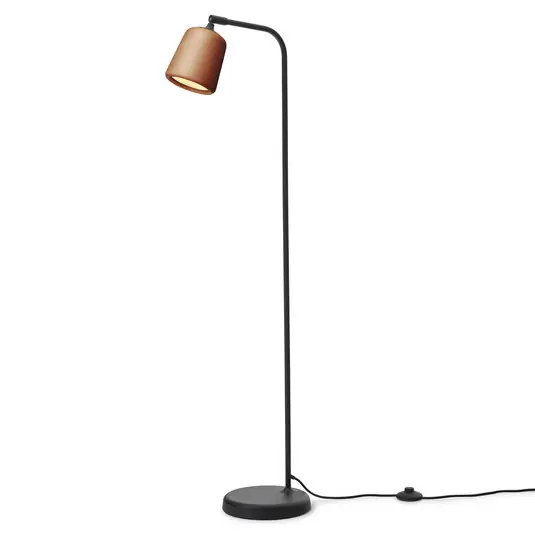 Lampada da terra New Works Materiale, rosso, terracotta, altezza 125 cm Spedizione Espresso