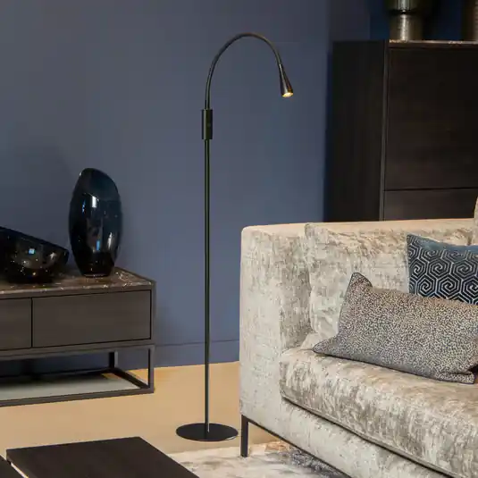 Promozione Esclusiva Lampada LED da pavimento Zozy, nera, 3-StepDim, altezza 145 cm, braccio
